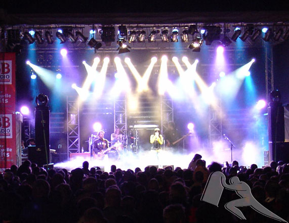 :: Miet, Lichttechnik, Vermietung, Video, LED Wand, wand, Service, Verleih, Video wall, 10 mm, Leinwand, erento, Miete, vermietung, Public Viewing, Größe, DMX, LCD, ausleihen, Equipment