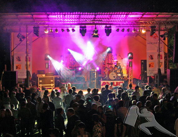 :: Miet, Lichttechnik, Vermietung, Video, LED Wand, wand, Service, Verleih, Video wall, 10 mm, Leinwand, erento, Miete, vermietung, Public Viewing, Größe, DMX, LCD, ausleihen, Equipment